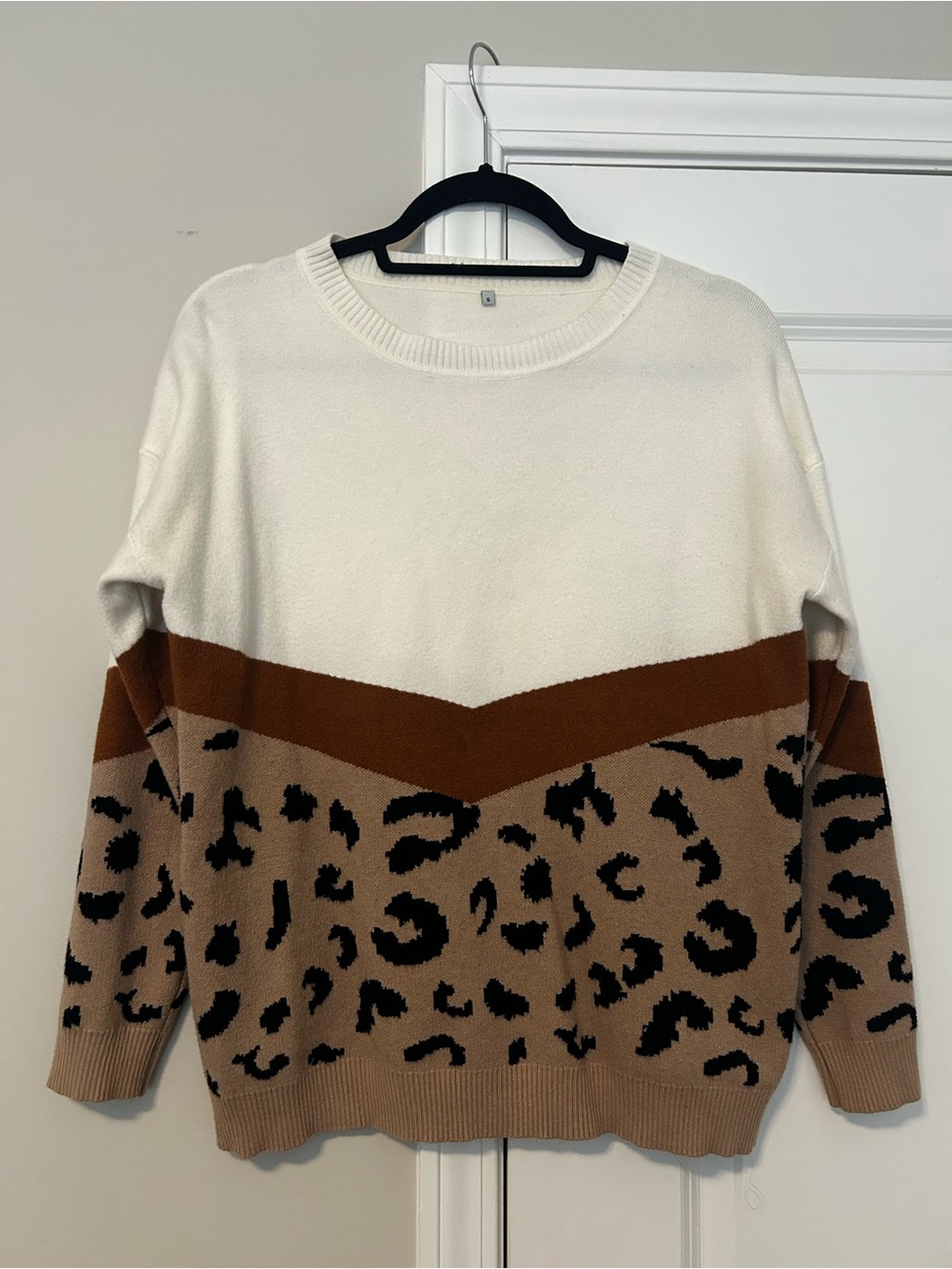 Women's Cream and Brown Colorblock Leopard Knit Sweater